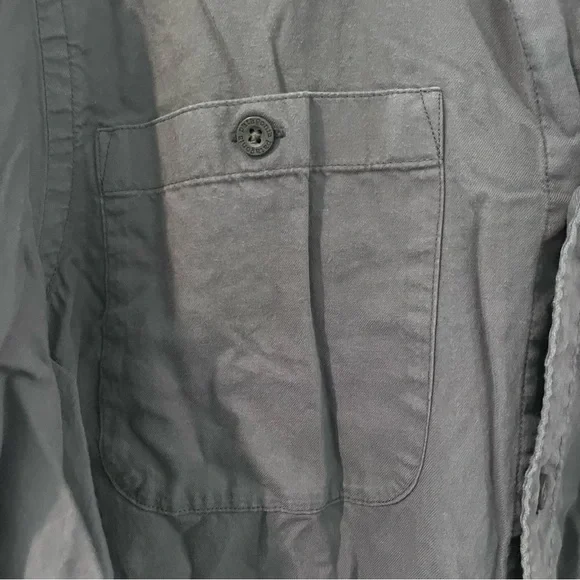 Patagonia Men’s Organic Cotton Button Up Gray Shirt With Front Pockets Medium LS - Picture 5 of 6